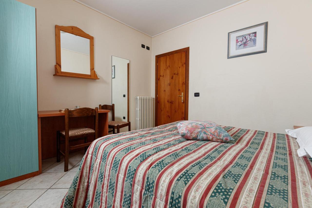 Hotel Villa Rina Bormio Exterior foto